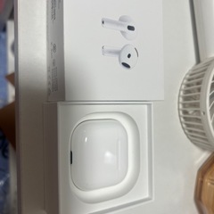 AirPods4