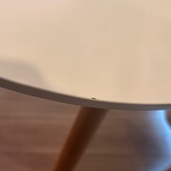 丸テーブル　カフェテーブルの画像
