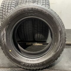 DUNLOP WINTER MAXX WM02 195/65R15 15インチ スタッドレス 4本 24年製 バリ溝 プリウス ヴォクシー ノア カローラツーリング等 　(KTC273)クレジットカード QRコード決済可能の画像
