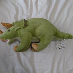 新品　恐竜　ぬいぐるみ　トリケラトプスの画像