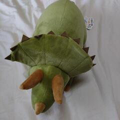 新品　恐竜　ぬいぐるみ　トリケラトプスの画像