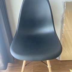 イームズチェア　ブラックの画像