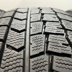 DUNLOP WINTER MAXX WM02 195/60R17 17インチ スタッドレス 4本 23年製 バリ溝 60プリウス ライズ ロッキー等　(KTI376)クレジットカード QRコード決済可能の画像