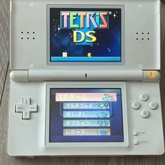 Nintendo DS Lite本体の画像