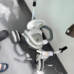 最終値下げ！手押し三輪車の画像