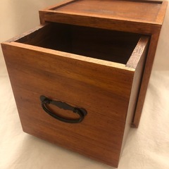 小さいレトロな引出し 18×18×18 木箱 薬箱 の画像