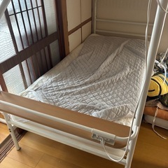 ベッドフレーム