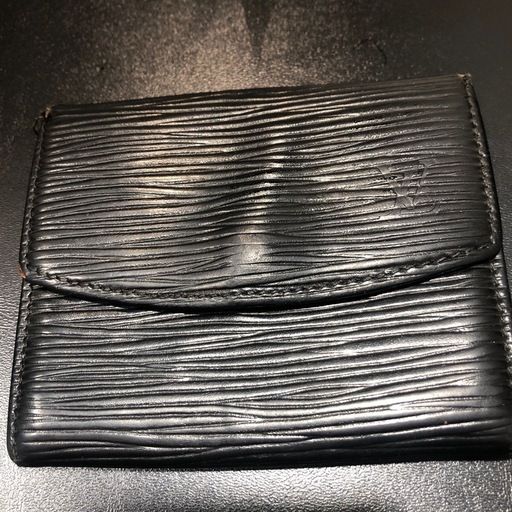 ルイビトン、エピ、黒、ケース