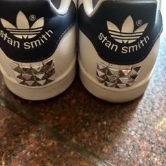 adidasスタンスミスの画像