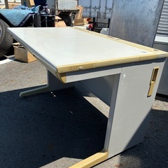【中古】事務用デスク（引き出し付き）