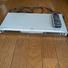無料！TOSHIBA DVDプレイヤー リモコン付き