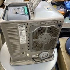 石油ファンヒーター　三菱　KD-FX35E 2004年製の画像