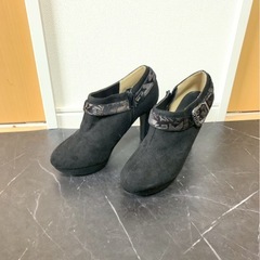 LLサイズ ヒール ブーティー ショートブーツの画像