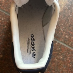 adidasスタンスミスの画像
