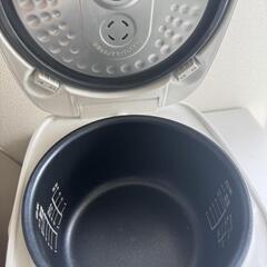 炊飯器の画像