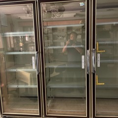 業務用冷蔵庫の画像
