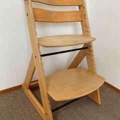 キッズチェアー　子供椅子　高さ調整式　木製　中古　テーブル付き