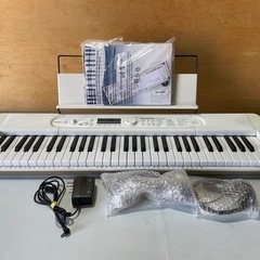 CASIO LK-526 電子ピアノ カシオ キーボード 61鍵...