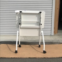 No.27 スタッキングテーブルの画像