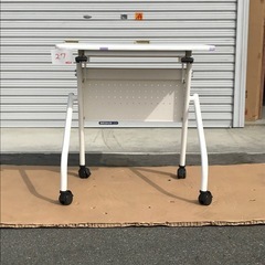 No.27 スタッキングテーブル