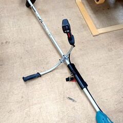 makita/マキタ 充電式刈払機 MUR190UDRG 18v...