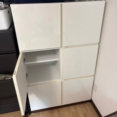 収納棚の画像