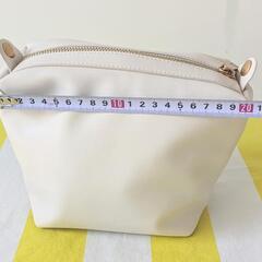 【新品】ZARA♡ポーチ　インナーバッグの画像