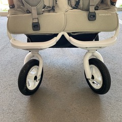 【双子用】人気ブランド✨安全安心のベビーカー【AIRBUGGY(エアバギー)】の画像