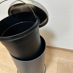 ゴミ箱　ステンレスの画像