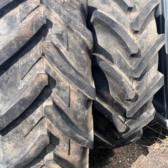 トラクター用タイヤ　16.9-38 2本セット