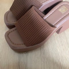お得！新品未使用サンダルの画像