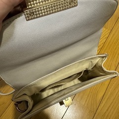 チェーン付きショルダーバックの画像