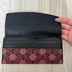 印伝屋　長財布の画像