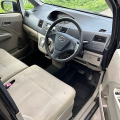 売約済みです！直ぐ乗れます！車検2年付き！平成23年式ダイハツムーヴ！人気のブラック！エコモード付き！調子良くエアコンもバッチリ冷え冷えー！整備済み！総額19万円の画像