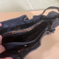 👜本革バッグ　黒　レディースの画像