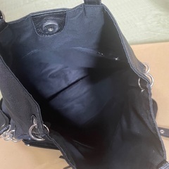 👜本革バッグ　黒　レディースの画像