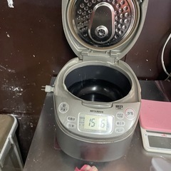 炊飯器の画像