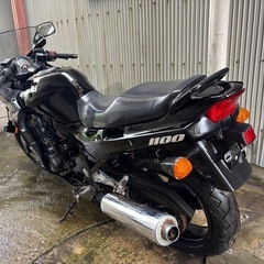 カワサキ GPZ1100の画像