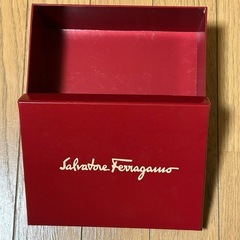 Salvatore Ferragamo フェラガモ　ギフトケース...
