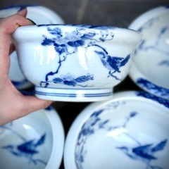 【中古品】上品な染付の厚手中鉢5個セット