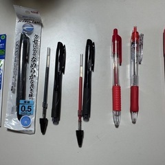 ボールペン　青　赤