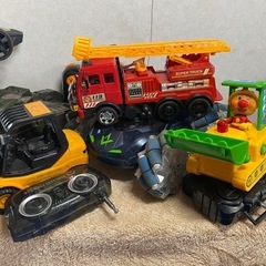【ジャンク品扱い】ラジコンなど色々纏めての画像