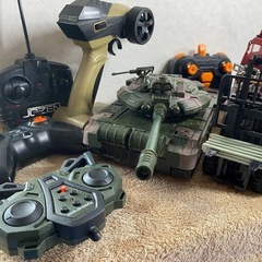 【ジャンク品扱い】ラジコンなど色々纏めての画像