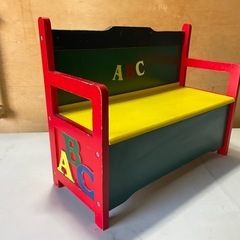 子供用イス　キッズ　kids ベンチ　おもちゃ入れ　収納付き　木製の画像