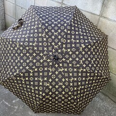 ルイヴィトン　長傘　モノグラム　ブラウン　長さ90ｃｍ　展開時の...