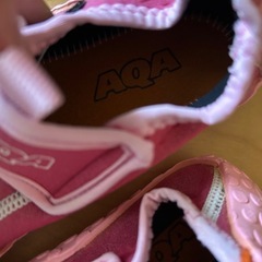 AQA(エーキューエー) 子供用 マリンシューズ 19-20cm　スノーケリングシューズキッズ　女の子の画像