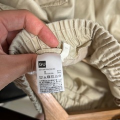GU レディース　パンツ　ほぼ未使用の画像