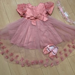 子供用ドレスの画像