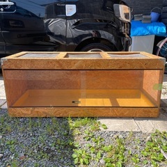 爬虫類ケージ　120×45×45