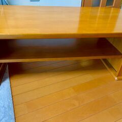 木製ローテーブル（ソファーテーブル）両サイドにマガジンラック付の画像